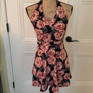 Floral halter dress Abercrombie and Fitch sz small